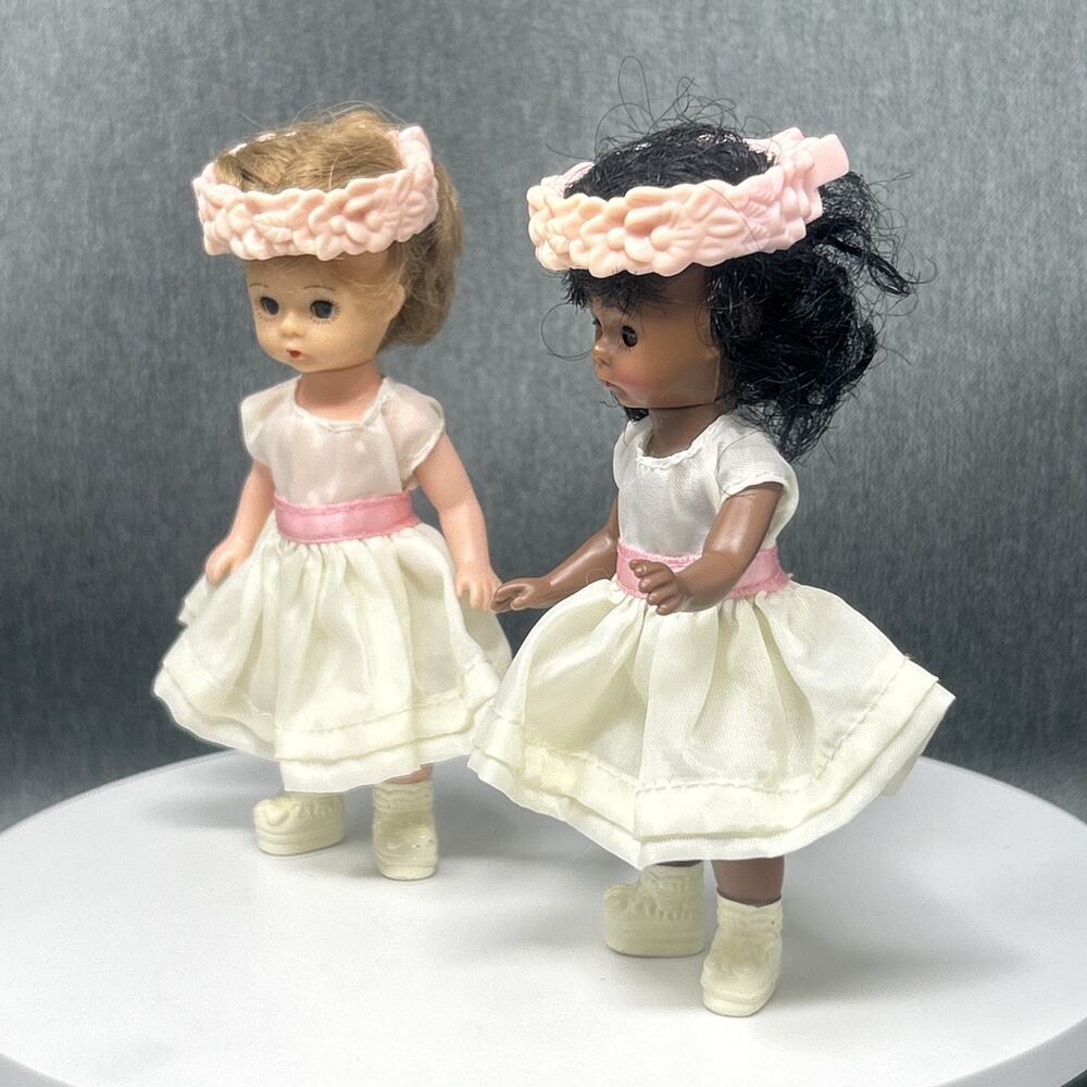 Madame Alexander Flower Girl Dolls 2pc Matching Dresses Headbands Sleep Eyes - Picture 3 of 8